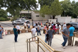 Philadelphia-area Venezuelans are donating rescue tools and medicine to aid victims of massive earthquakes