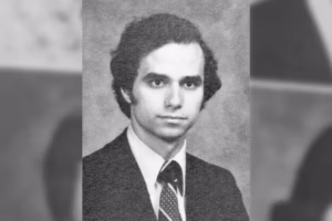 No, Pope Leo XIV wasn’t at a ’70s Villanova University fraternity party in this viral photo