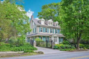 A ‘weird’ time to buy a home| Real Estate Newsletter