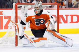 Flyers sign goalie Dan Vladař to a five-year, $27.5 million extension
